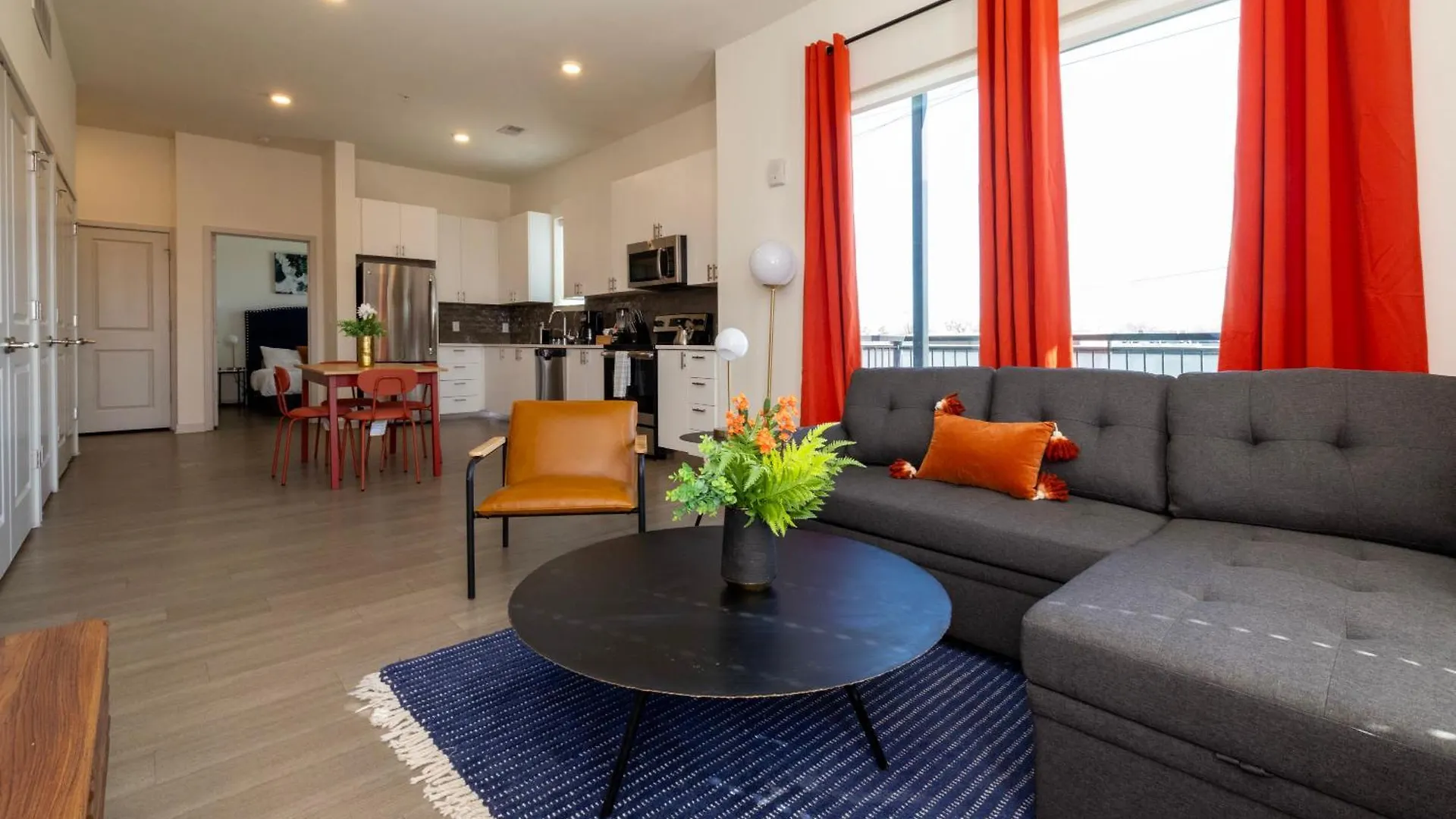Modern Nulu 2Br By Cozysuites 04 لويفيل شقة