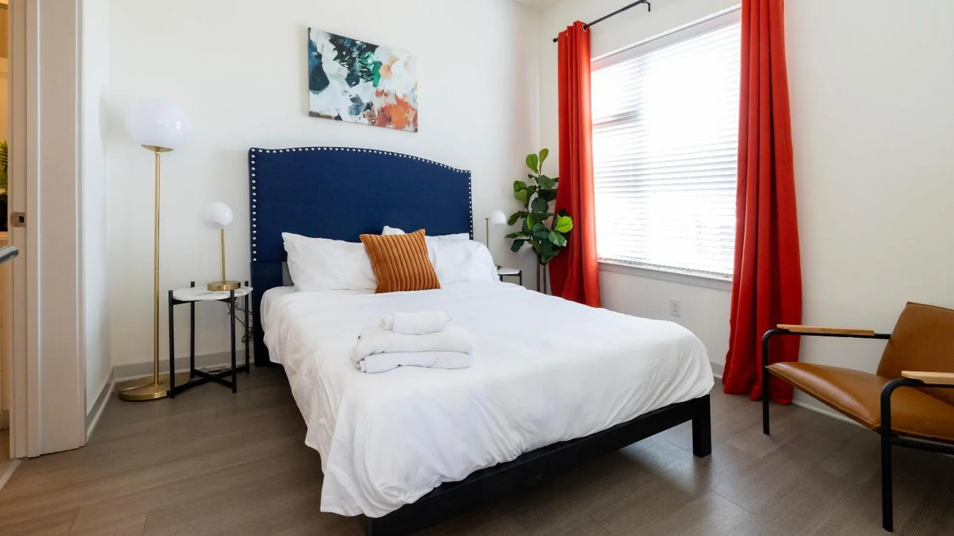 شقة Modern Nulu 2Br By Cozysuites 04 لويفيل