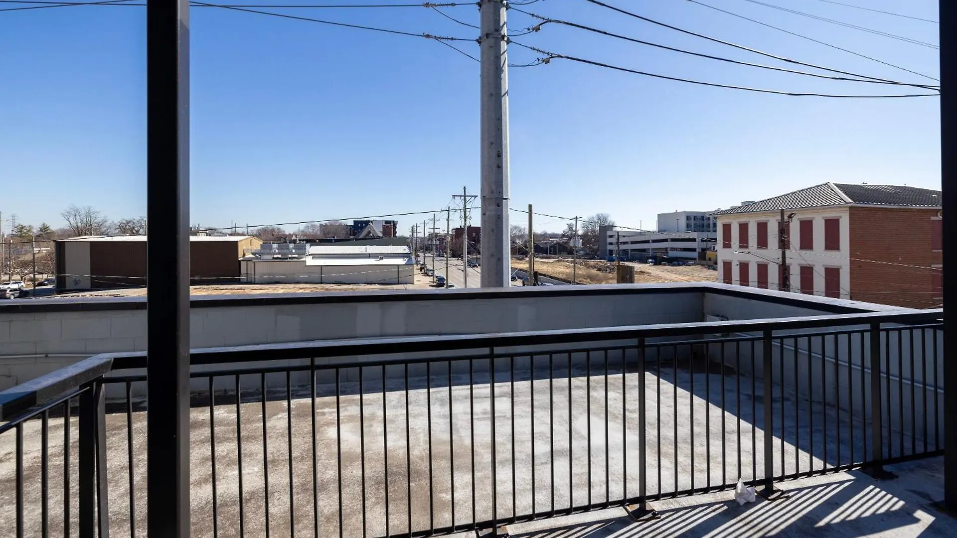 Modern Nulu 2Br By Cozysuites 04 لويفيل