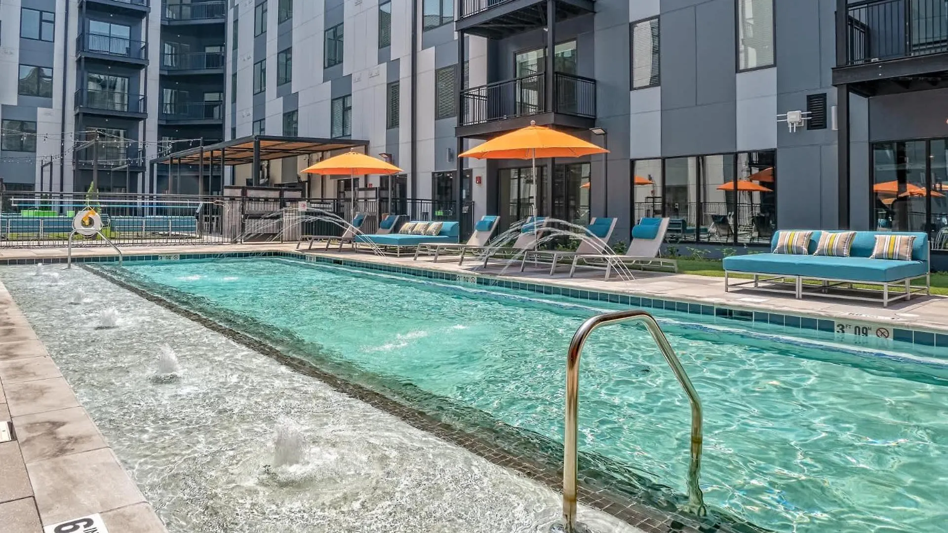 Modern Nulu 2Br By Cozysuites 04 لويفيل
